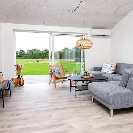 8 Person In 펜션 *