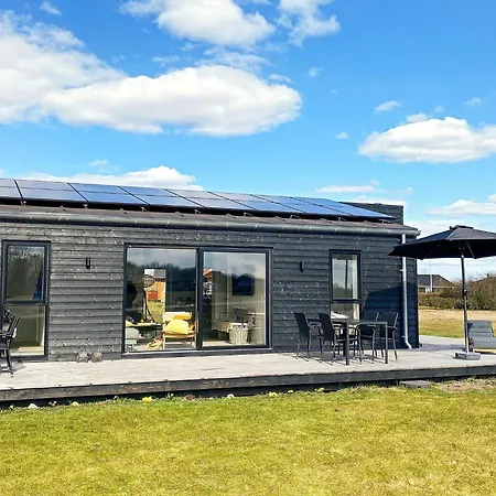 8 Person In * Ansager