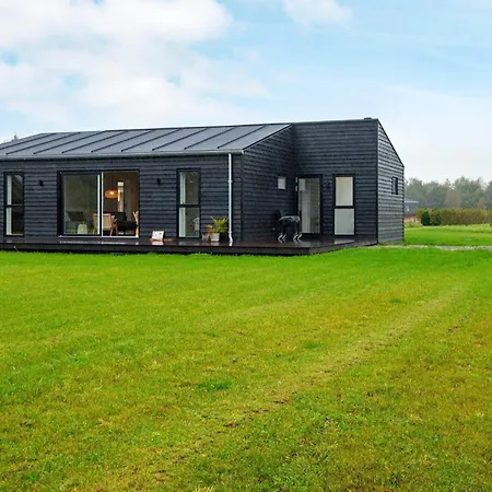 8 Person In * Ansager